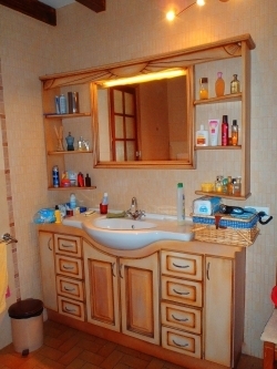 rÃ©alisation d\'un meuble salle de bain (portes et tiroirs)au pays basque